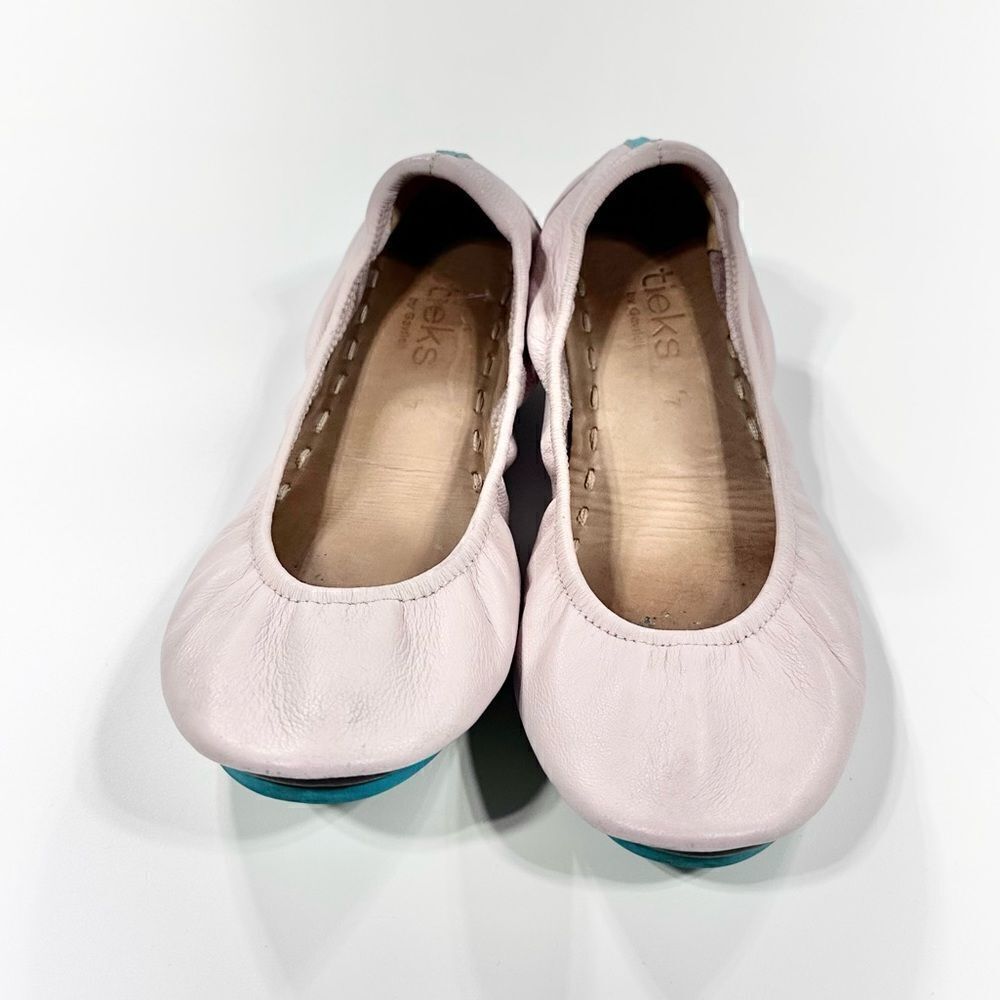 Nude leather tieks flats with classic teal sole 7
